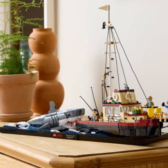 LEGO Jaws Building Set New in Box Movie Shark Blocks - Picture 5 of 7